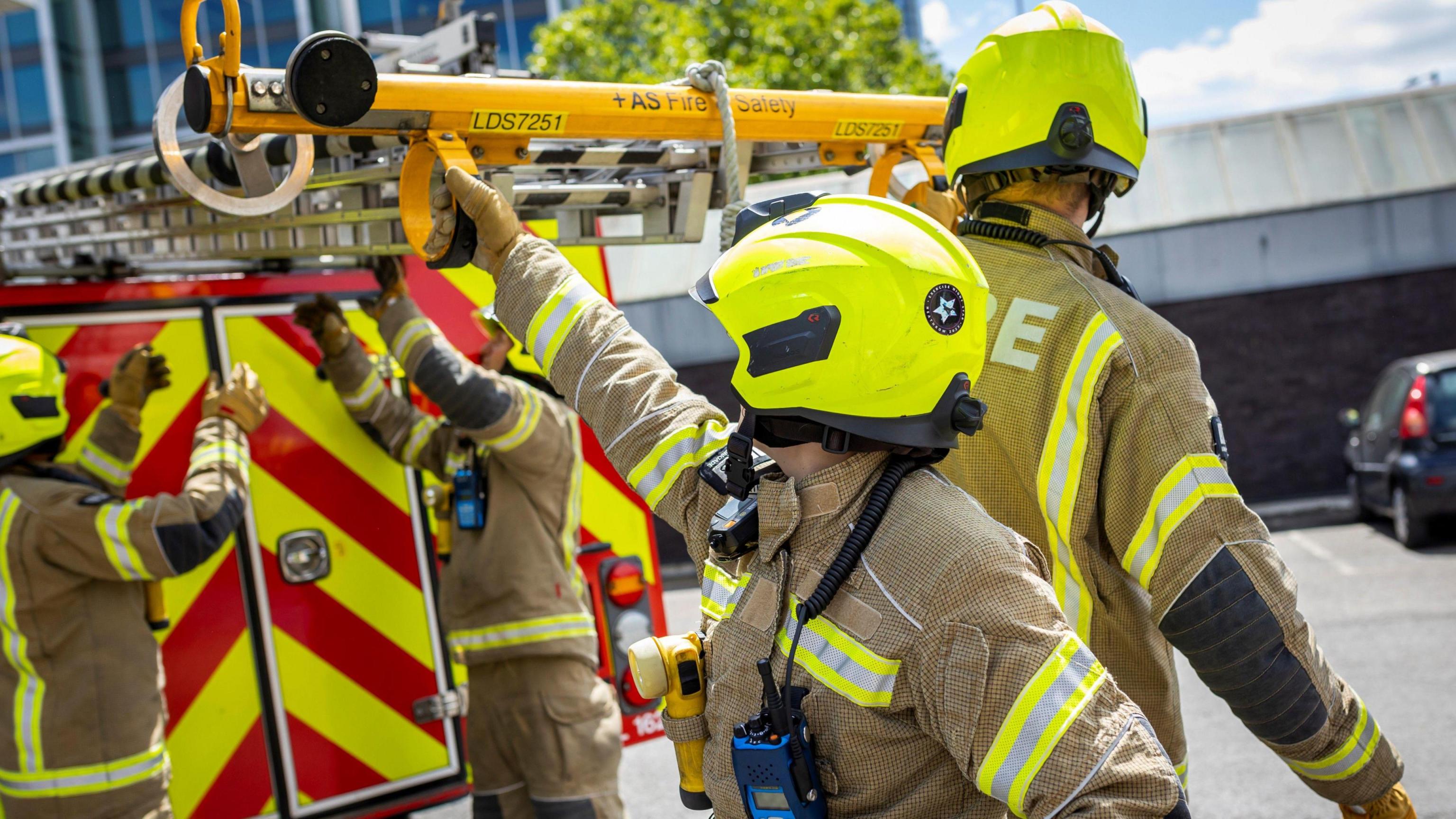 London Fire Brigade Highlights Rising Drowning Risks Amid Summer Heat